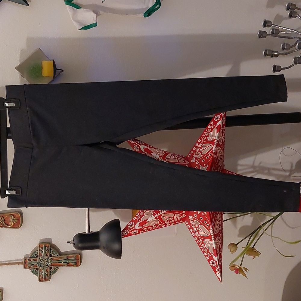 NWOT dark gray thick leggings